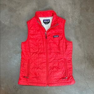 Patagonia Red Insulated Vest Womens Medium